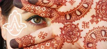 Threading And Henna Service